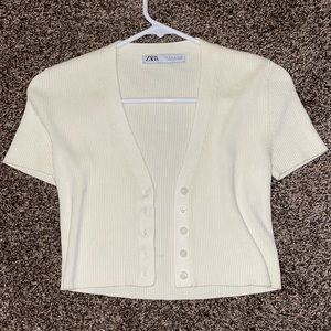 Zara / size: S / white, cropped, ribbed, buttoned shirt